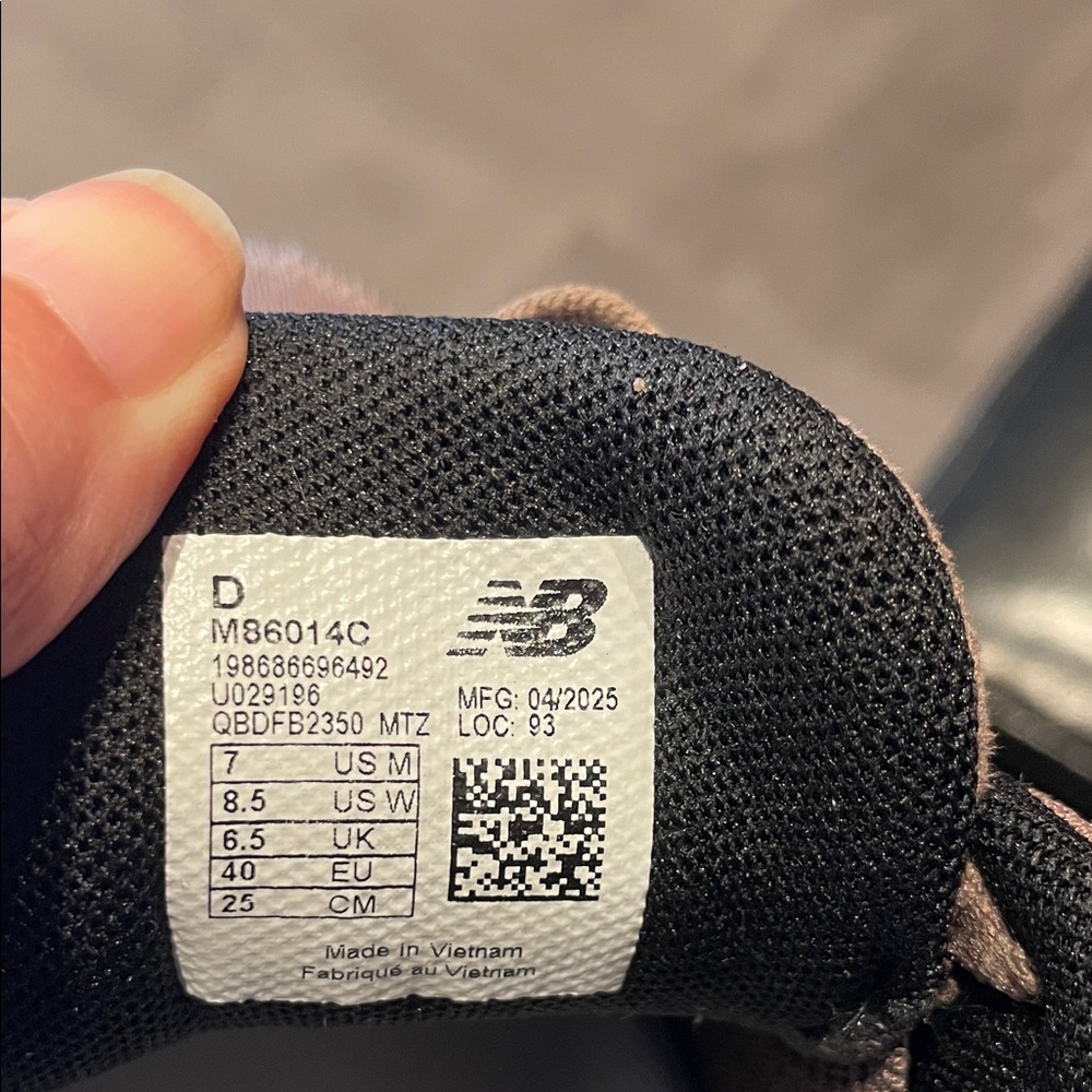 New Balance 860 running shoe v14 - Picture 6 of 6
